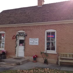 Uncle & Auntie's Gift Shop