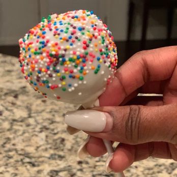 Kupcakerie - Cake pop poppin' - Cupcakes Near Me - East Point, Georgia Kupcakerie - Cake pop poppin' - Cupcakes Near Me - East Point, Georgia