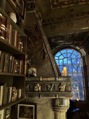 Fonthill Castle by null
