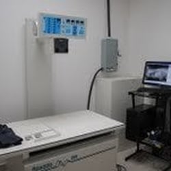 Thomas Glen Erin Animal Hospital - Digital X-Ray Room