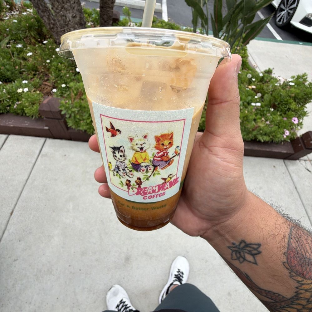 Dreamwave Coffee - High tide - Coffee Roasteries Near Me - Carlsbad, California Dreamwave Coffee - High tide - Coffee Roasteries Near Me - Carlsbad, California