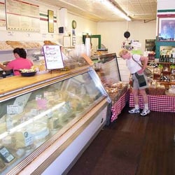 Al Ducci's Italian Pantry - Choosing Sausages