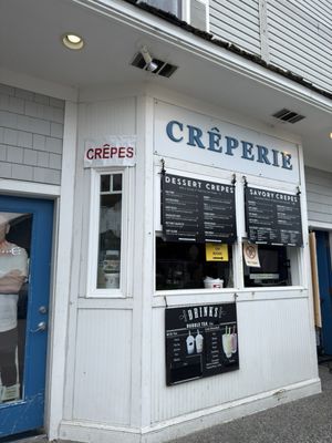 Crepe Neptune by null