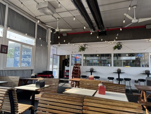 Mama Jo's Chicken, Biscuits, BBQ by null