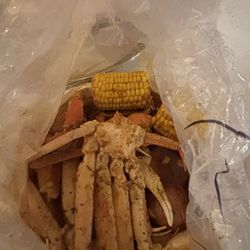 Juicy Seafood - Snow crab legs