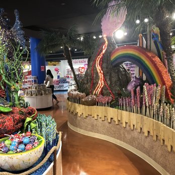IT'SUGAR - Candy Stores Near Me - Honolulu, Hawaii IT'SUGAR - Candy Stores Near Me - Honolulu, Hawaii
