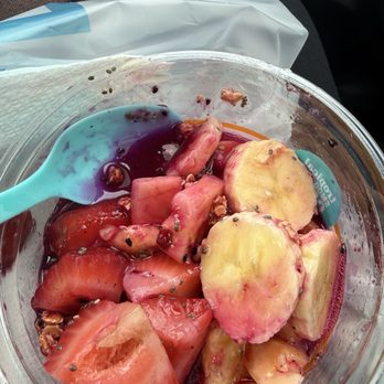 Tropical Smoothie Cafe - Dragon fruit bowl - Juice Bars & Smoothies Near Me - Wichita, Kansas Tropical Smoothie Cafe - Dragon fruit bowl - Juice Bars & Smoothies Near Me - Wichita, Kansas