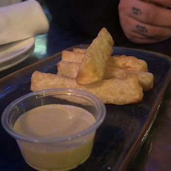 Puerto 27 Peruvian Kitchen & Pisco Bar - Yuca Fries - Peruvian Near Me - Pacifica, California