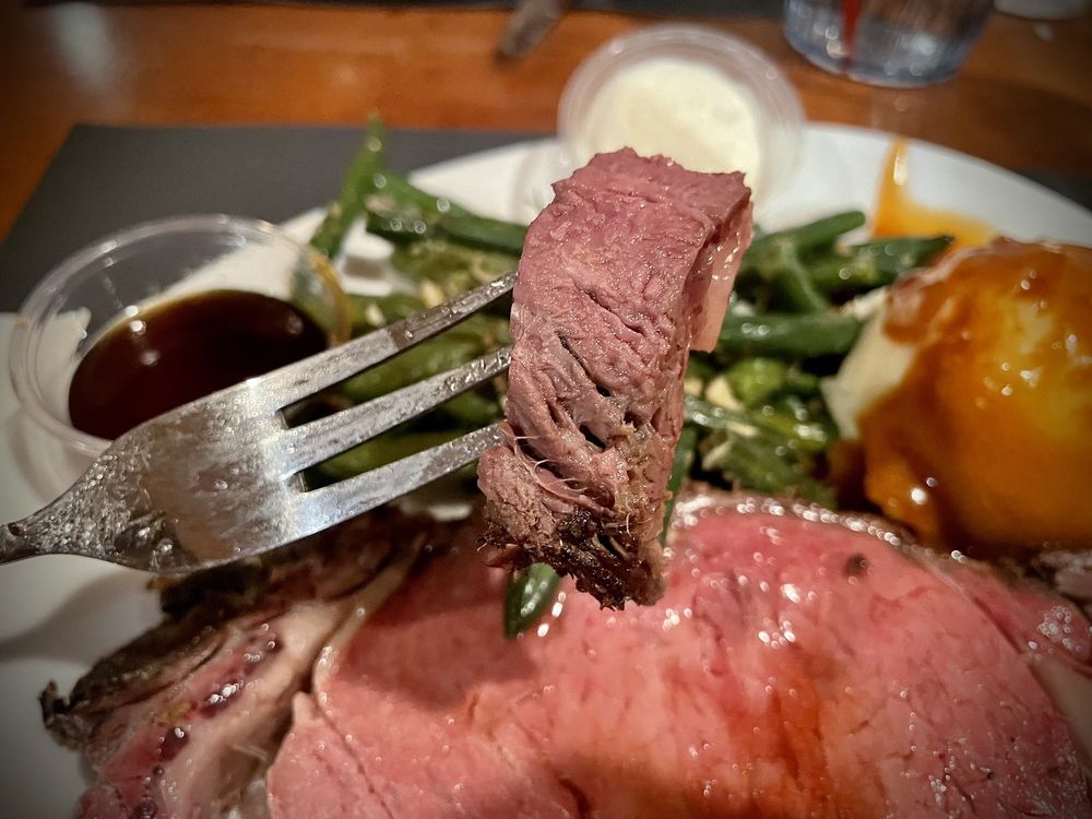 Village Pub and Cafe - Photo 3