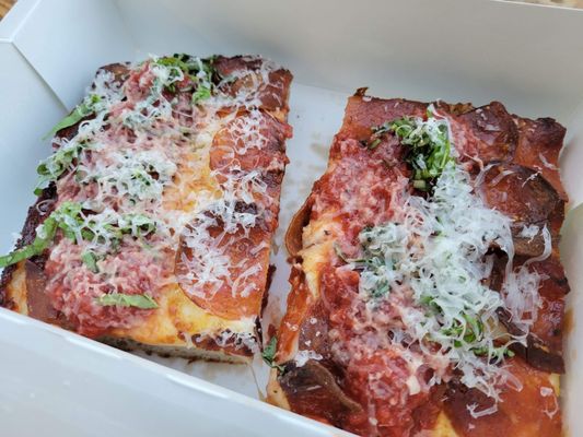 Detroit Square Pizza by null