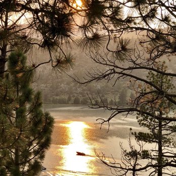 Boulder Lodge - Hotels Near Me - June Lake, California