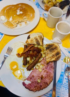 Fezz's Community Diner by null