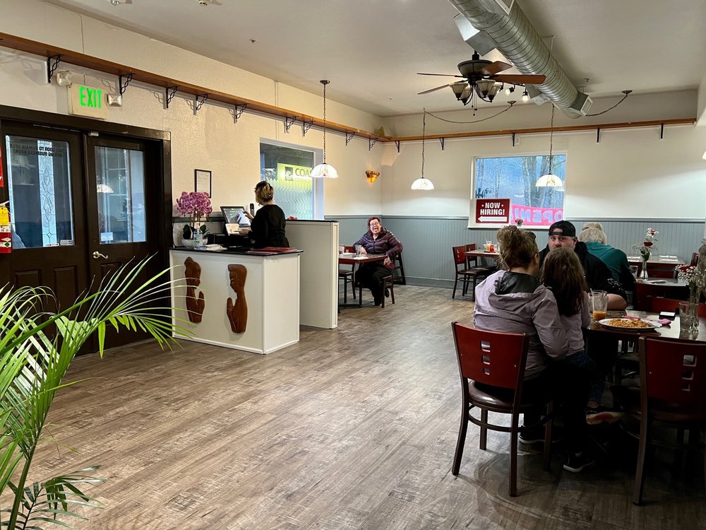 Gold Bar Thai Cuisine, Gold Bar Roadtrippers