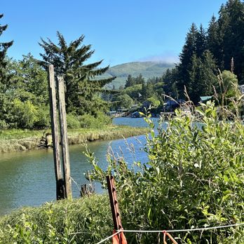 Riverside Fish n' Chips - Food Trucks Near Me - Nehalem, Oregon Riverside Fish n' Chips - Food Trucks Near Me - Nehalem, Oregon