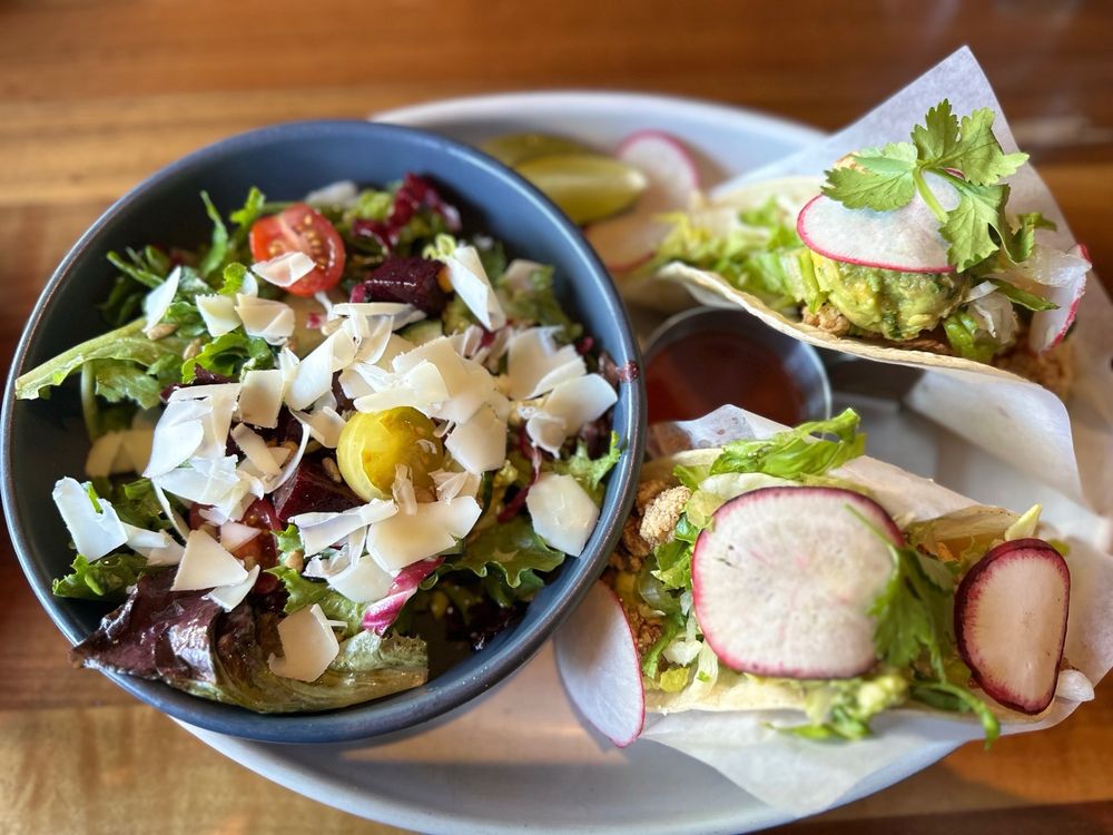 Social spots from JOEY U-Village