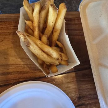 La Tour Cafe - Fries - Cafes Near Me - Honolulu, Hawaii