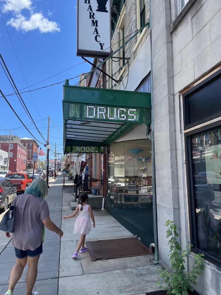 Adams & Bright Drugs Image