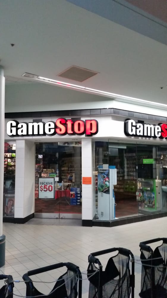 GAMESTOP Updated September 2024 653 Broadway Mall, Hicksville, New
