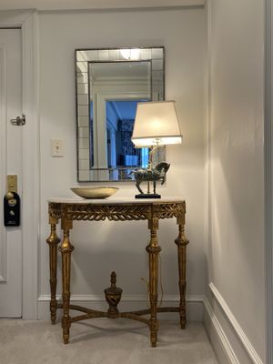 The Eliot Hotel by null