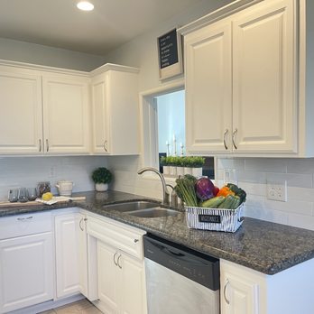 Nhu White - Frontier Realty - Real Estate Agents Near Me - Westminster, California Nhu White - Frontier Realty - Real Estate Agents Near Me - Westminster, California