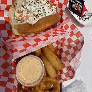 Bag O' Crab - Lobster Roll - Cajun/Creole Near Me - Fullerton, California Bag O' Crab - Lobster Roll - Cajun/Creole Near Me - Fullerton, California