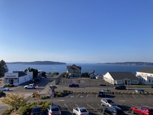 Topside Bar & Grill by null