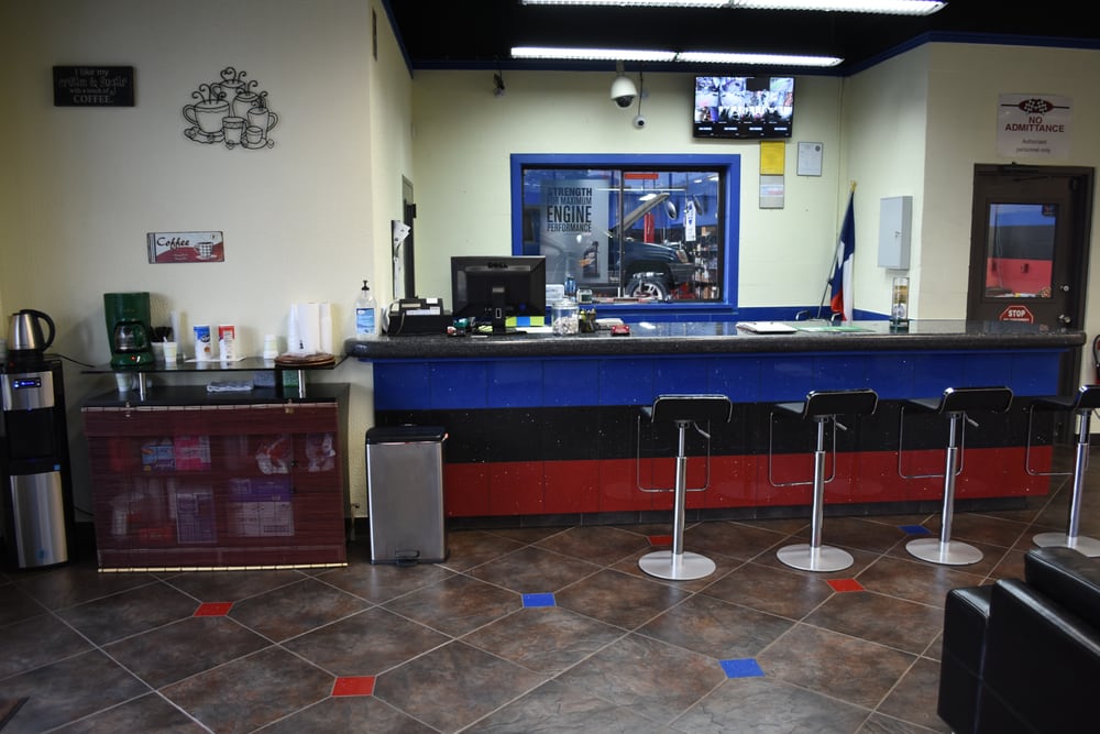 Mr Tire & Auto Care, Houston Roadtrippers