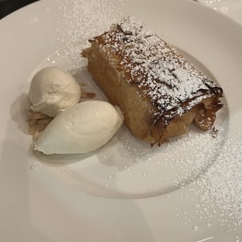 Naschmarkt - Campbell - Dinner Apfel Strudel - Austrian Near Me - Campbell, California