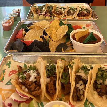 Mexas Tacos - Taco de Pastor and Taco de Barbacoa - Tacos Near Me - Orlando, Florida