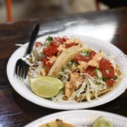 El Zarape Mexican Restaurant - 2 tacos pescado