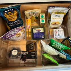 Janie’s Organizing & More - Snack drawer