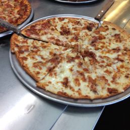 Despite having "pizza" in its name the pies at Mario's aren't anything special. Despite having "pizza" in its name the pies at Mario's aren't anything special.