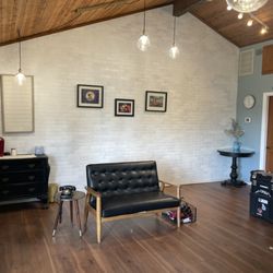 Nit-Picking - Relax in our waiting area as our team works to rid you of this nuisance.