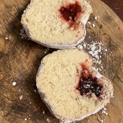 Hannaford Supermarkets - The saddest jelly donuts ever.