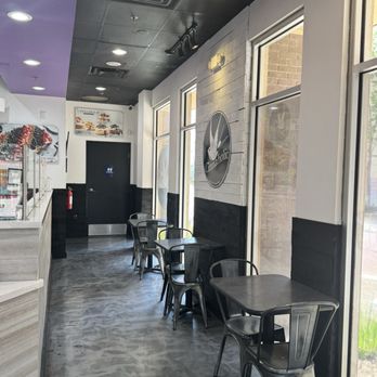 Cinnaholic - Inside - Desserts Near Me - Corona, California Cinnaholic - Inside - Desserts Near Me - Corona, California