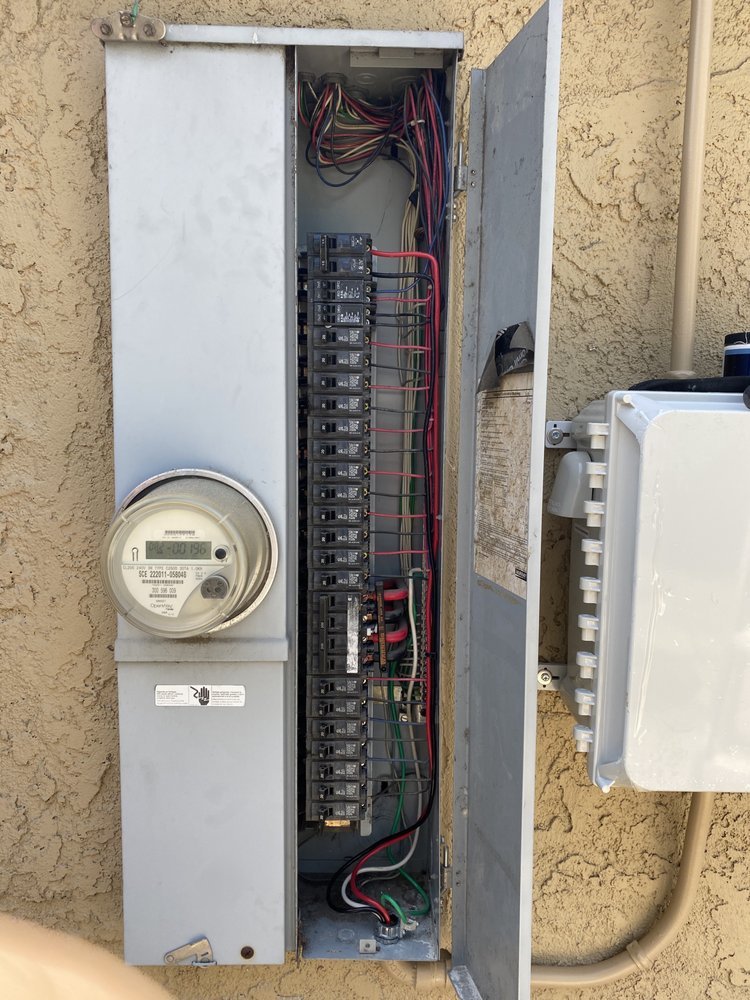 Slide of Gambero Electrical