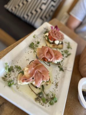 Maurizio's Trattoria Italiana by null