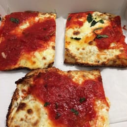 Monty Q Pizza