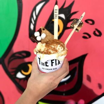 The Fix Icecream Bar - Their s'mores option is the best - Ice Cream & Frozen Yogurt Near Me - Toronto, Ontario