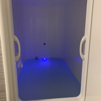 Float Forty One - The tank - there is also one that looks like a pod - Float Spa Near Me - West hartford, Connecticut