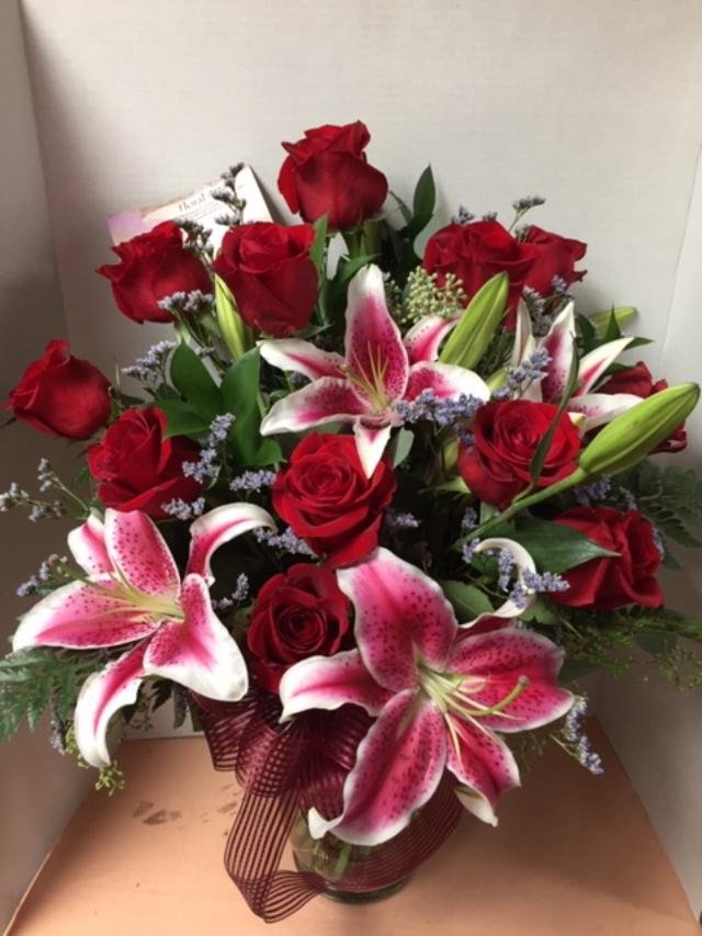 FLORAL ARRAY Updated October 2024 40 Photos 310 Mahanoy St, Zion