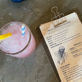Merchant Oyster Company - Farmer's Tan Cocktail - Seafood Near Me - Pittsburgh, Pennsylvania
