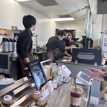 Maméya Coffee Roasters - Store from the iced pull over taste delicious - Coffee Roasteries Near Me - Laguna Niguel, California