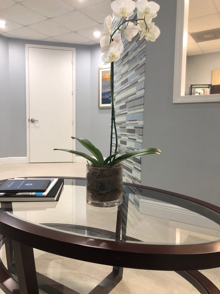 MIAMI DENTISTRY CENTER 21 Photos & 22 Reviews General Dentistry