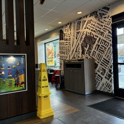 McDonald's - Lobby