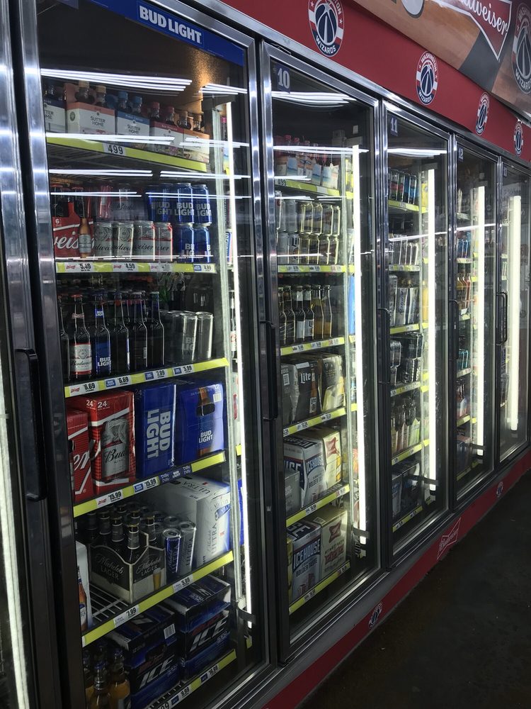 Minnesota Liquors - vineyard in Washington, DC, DC