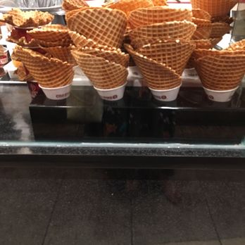Cold Stone Creamery - Ice Cream & Frozen Yogurt Near Me - Garden City, New York Cold Stone Creamery - Ice Cream & Frozen Yogurt Near Me - Garden City, New York