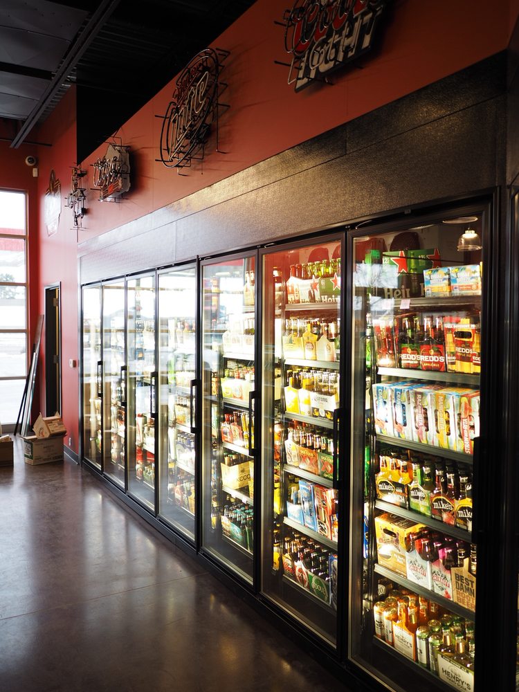 SMOKER FRIENDLY & GASAMAT Updated October 2024 40 Photos 220 E