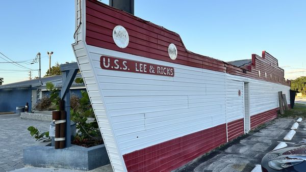 Lee & Rick's Oyster Bar by null