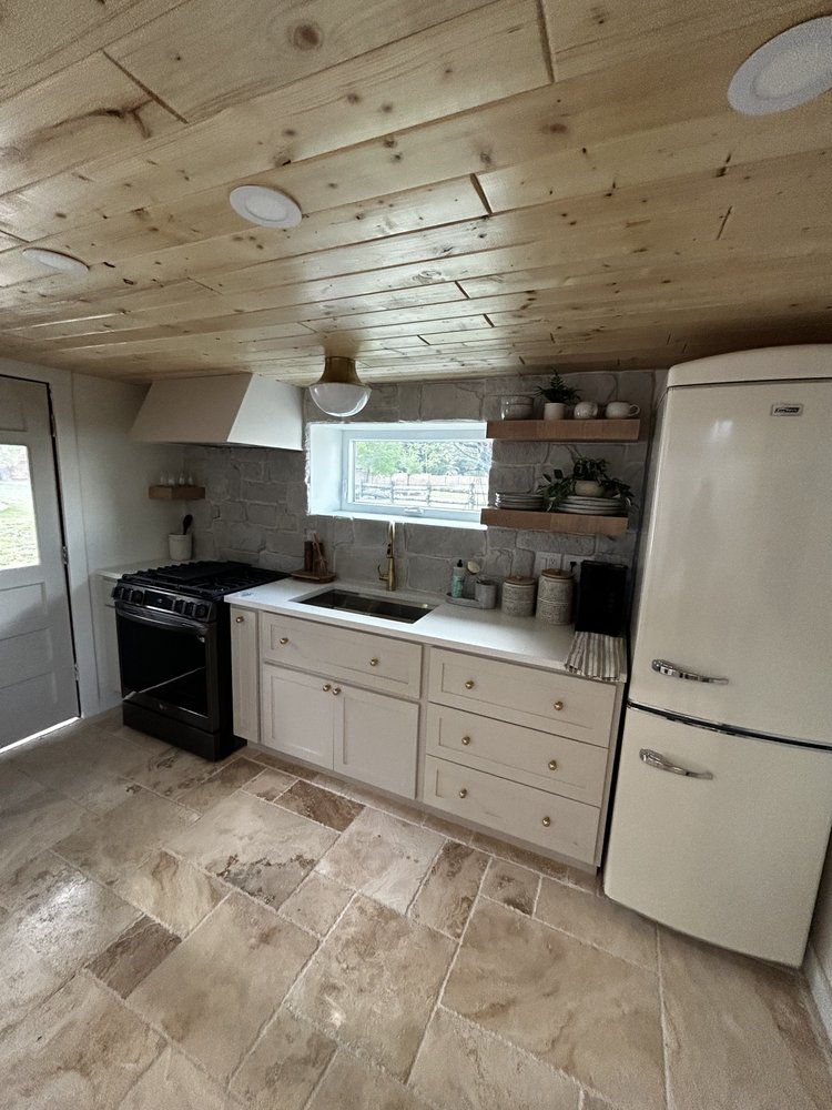 Slide of SYC Premier General Contractors